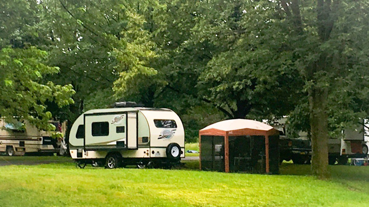 UWJourney's tweet photo. @NYstateparks #sampsonstatepark is in the perfect location for #camping #winetasting https://t.co/5hh7jhXNjQ