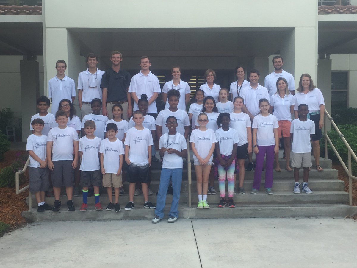 ProStudentsUSA's tweet photo. Such a hard working crew from @IndianRiverAcad Thank you staff and @StEdsVero for hosting. Hope to be back strong again in Summer of 2018 https://t.co/GFkBDGcboq