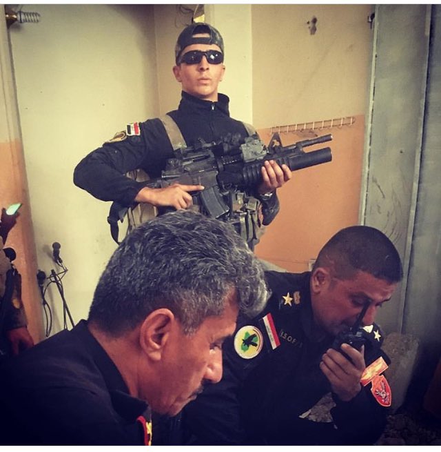 ابطال #جهاز_مكافحة_الارهاب يخوضون المعارك الاخيرة في #الموصل 
#اعلان_يوم_النصر #اعلان_النصر_بالعراق 
#اعلان_يوم_النصر #اعلان_النصر_بالعراق