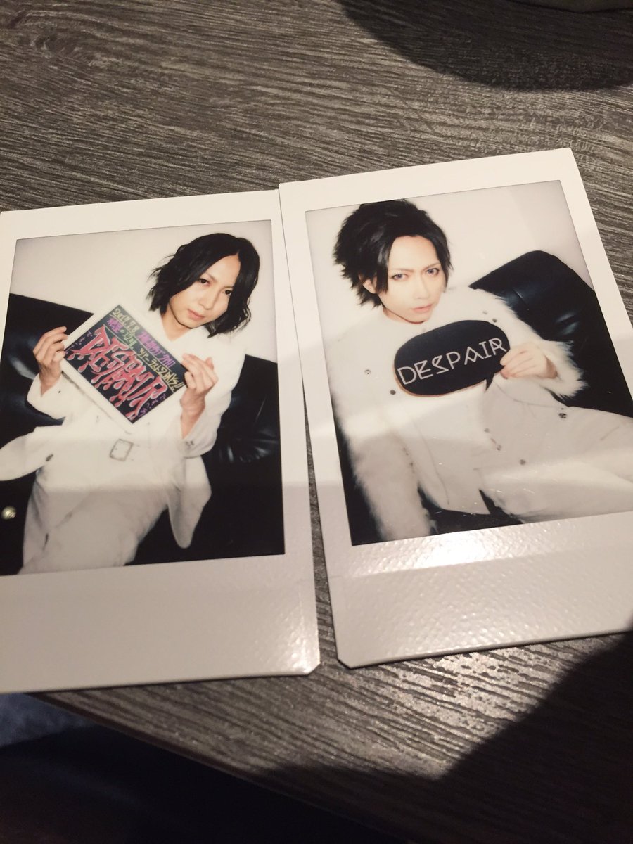 karukaru_16's tweet photo. 『拡散希望』
DOG in thePWO 大阪当日チェキ
お譲りします。
交換は春さんでお願いします。 https://t.co/DTrIkBOdK5