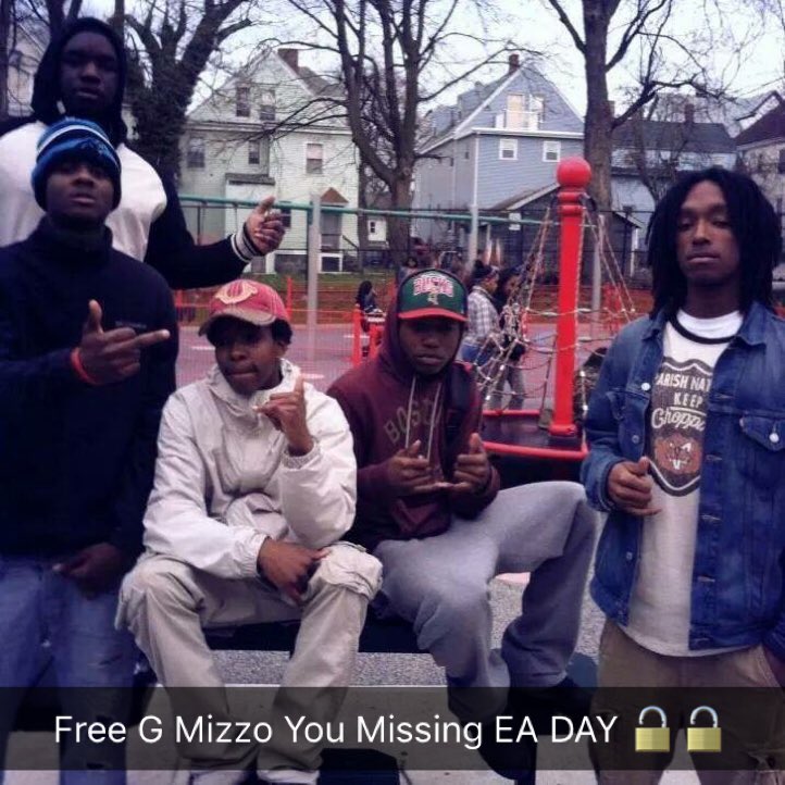 MichealGriffey's tweet photo. Free Gang #GMizzo 🔓🔓#EADay https://t.co/BShNPKjEhr