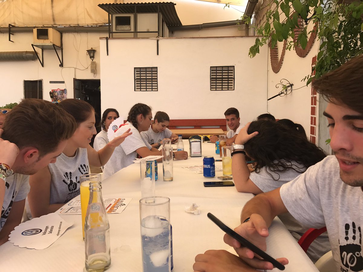 ¡Los #Cendales cogemos fuerzas! #OlimpiadasRurales2017 <a href="/NUTRIFARMA1/">Centros Nutrifarma</a> <a href="/OlimpiadasR/">Olimpiadas Rurales</a>