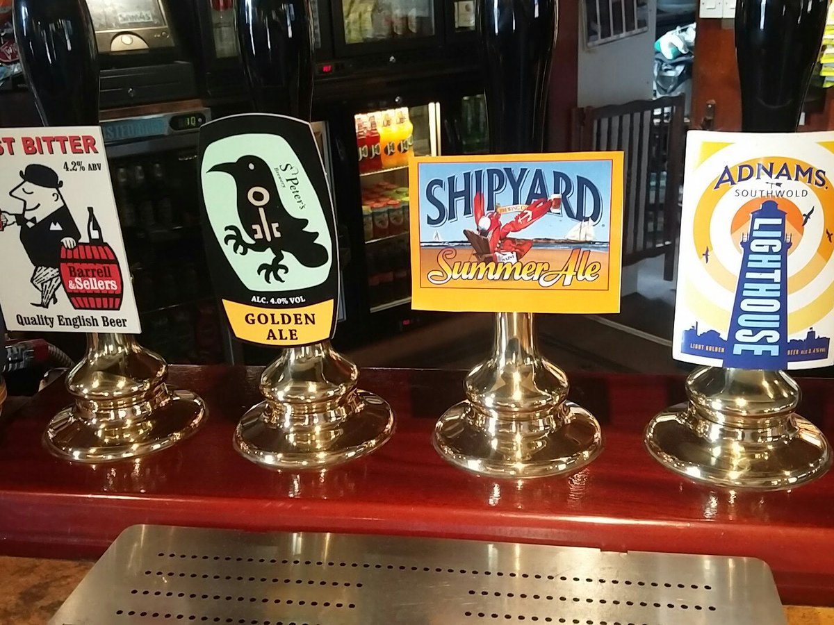 Butchersarms1's tweet photo. What a weekend 
@WoodfordesAle
@StPetersBrewery
@ShipyardBrewing
@Adnams
@BarrellSellers
#AbrahallsCider
#HugThePub https://t.co/y96Q9UdJt1