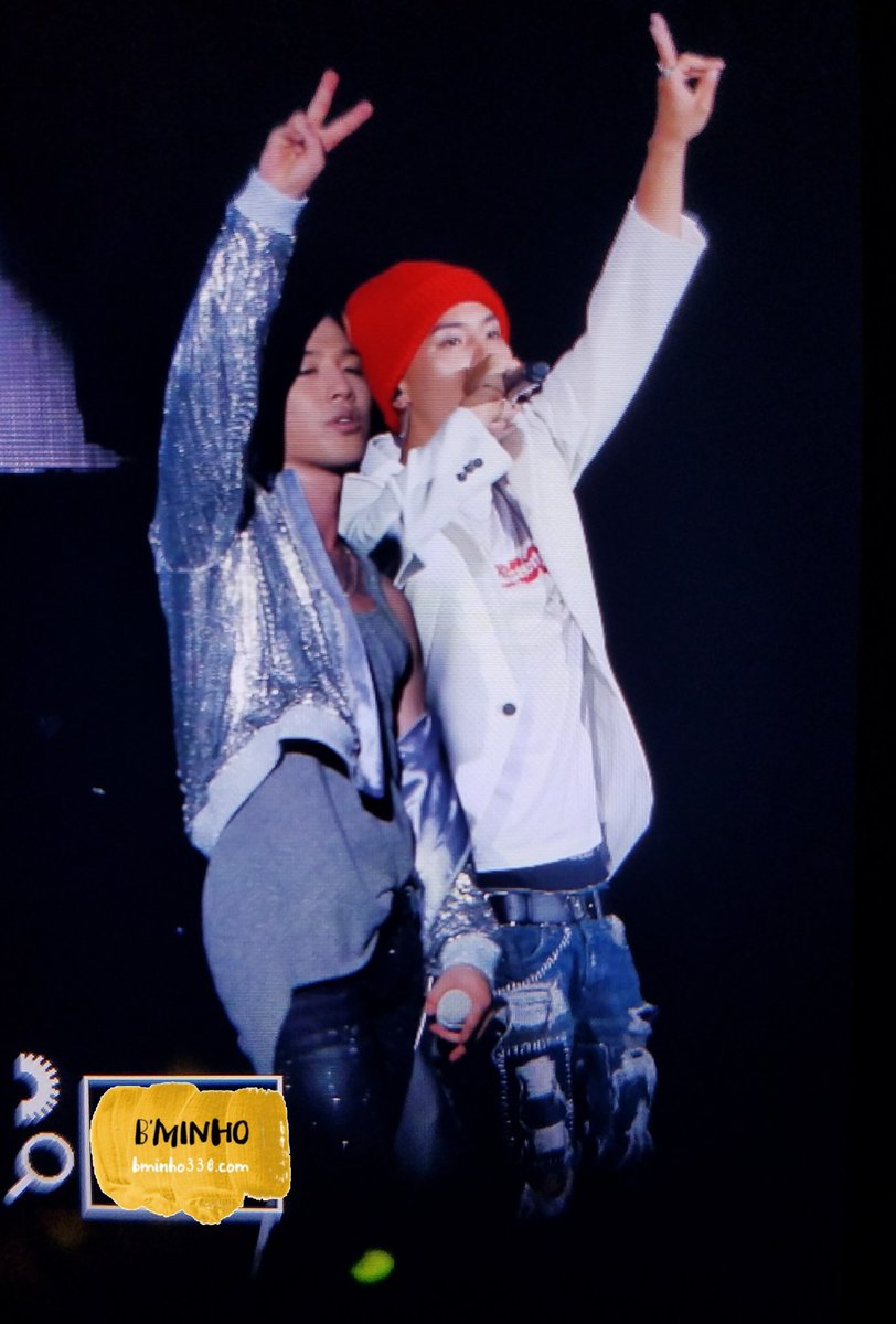WINNER_MINO's tweet photo. [PREVIEW] 170708<WHITE NIGHT> IN JAPAN 오프닝 액트
#송민호 #MINO #위너 #WINNER 
☀선배님 감사합니다😭😭🙏🙏🌼 https://t.co/097BEIyfnQ