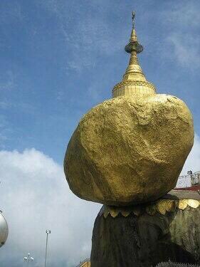 ゴールデンロック【ミャンマー】