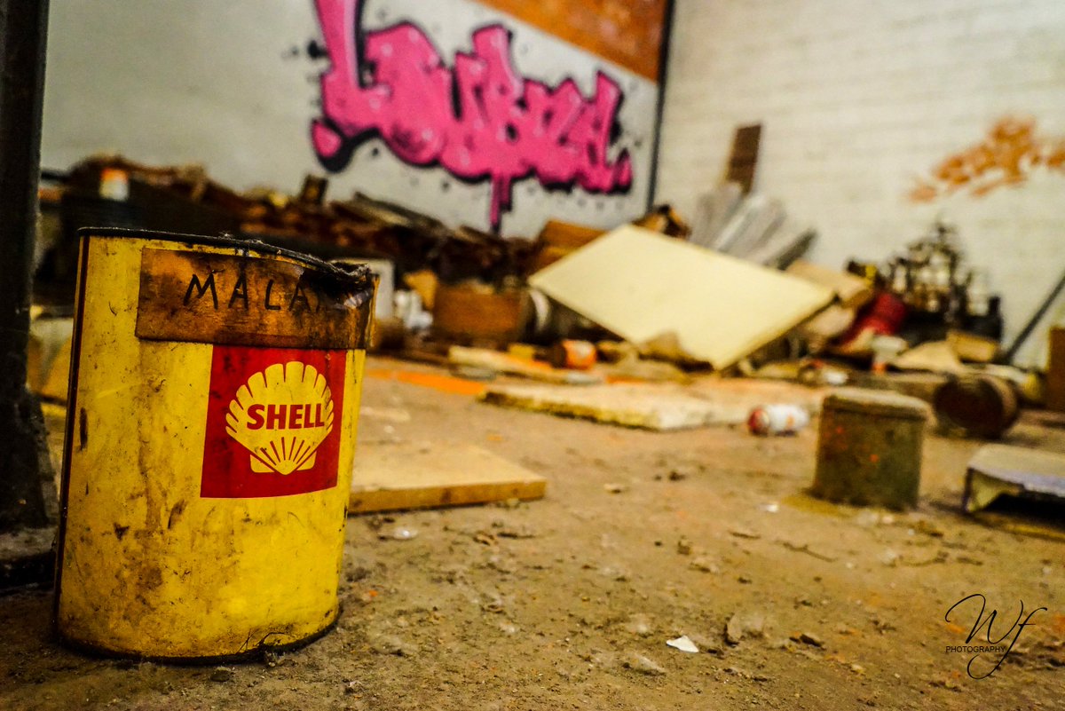 SHELL #urbex #urban #abonne #photography #abandonedplaces #urbanexplorer #frenchphotography #SonyAlpha #abandoned  #exploring #exploration