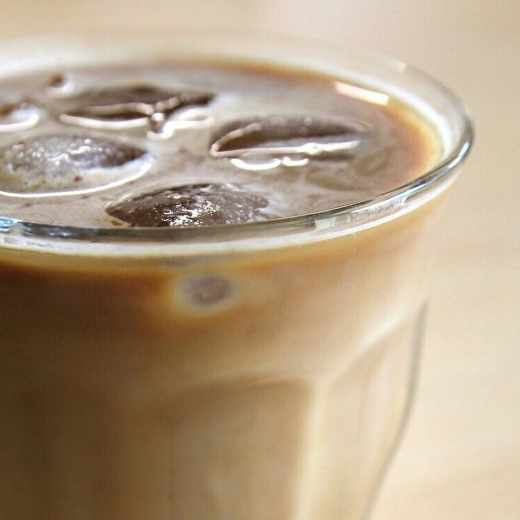 BeanSmitten's tweet photo. Fresh, smooth and ice, ice cold #tw #summer #heatwave #icecoffee #beansmitten #BeSmitten #madebyus https://t.co/YAK64B41ea https://t.co/W2keyVOv1D