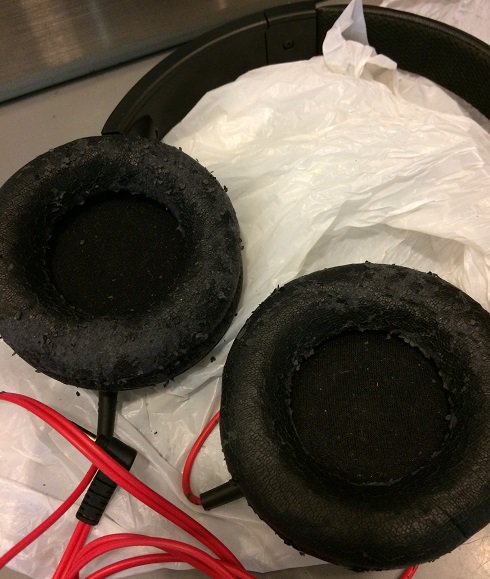 ヘッドホンのイヤーパッドを修理してもらった話 Togetter