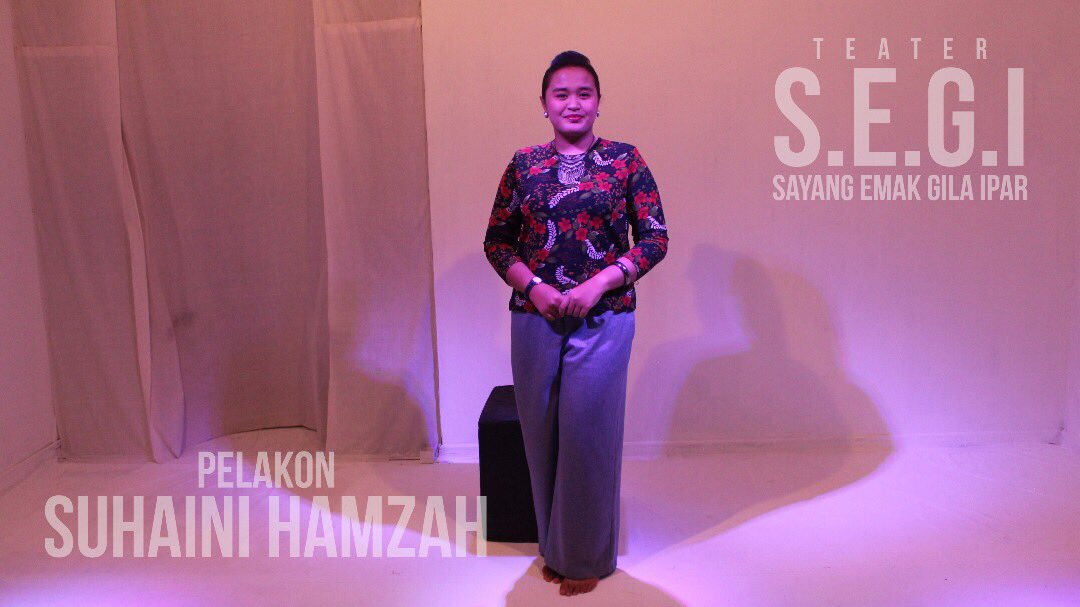 Troupe Production dalam #TeaterSEGI . Ya, esok last show mereka berempat ini sebelum masing masing pulang ke kampung halaman. Mari ler!