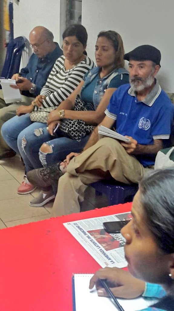 PCV_Venezuela's tweet photo. #EnDesarrollo | Pueblo trabajador discute y construye propuestas para la #Constituyente https://t.co/cmHPkcJ8c3