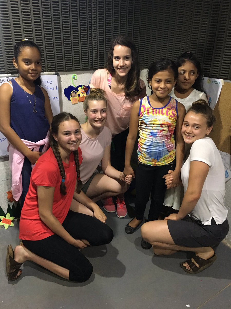 ccifoodc's tweet photo. CCI Food Collective at CCOAR Community Centre in Nandaime Nicaragua 🇳🇮 https://t.co/xOpRpifefc