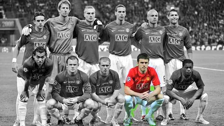 PabloStecco's tweet photo. Carrick es el único jugador que "queda con vida" en el Manchester United, de aquel equipo de ORO 07/08. https://t.co/0rBKEP8jA4