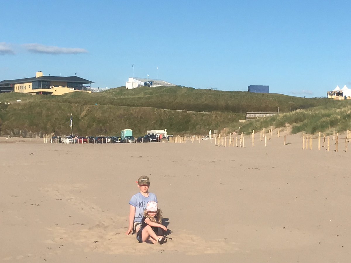 julieagnew's tweet photo. Great end to another perfect day of sun, sand and golf #MyDDFIrishOpen #Portstewart at its best https://t.co/PH46dfS6nY
