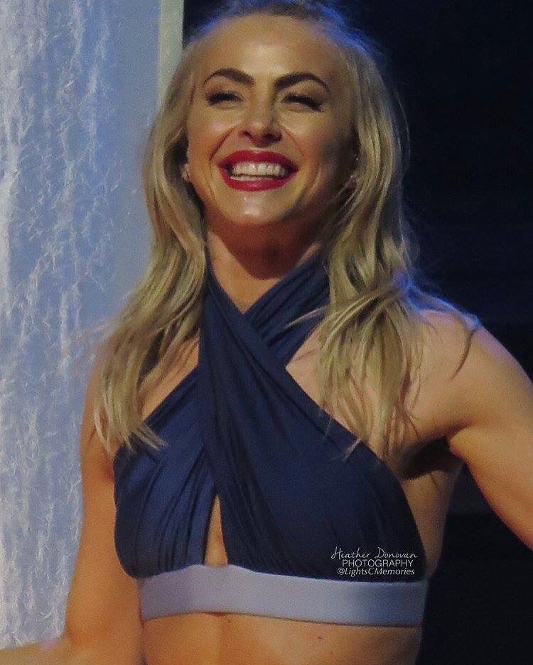 LightsCMemories's tweet photo. It's wedding weekend for this beauty. @juliannehough #movebeyondvip #movebeyondtour #move #movebeyond #juleshough #juliannehough https://t.co/EIU0KkipjI