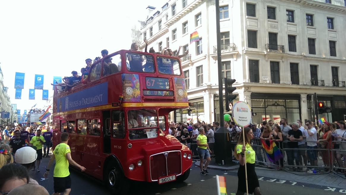 WOOFdate's tweet photo. #WOOFdate at #PrideInLondon https://t.co/hzwVFum8WJ