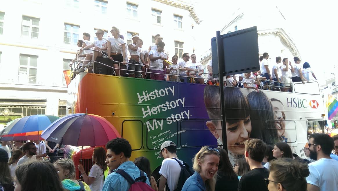 WOOFdate's tweet photo. #WOOFdate at #PrideInLondon https://t.co/hzwVFum8WJ