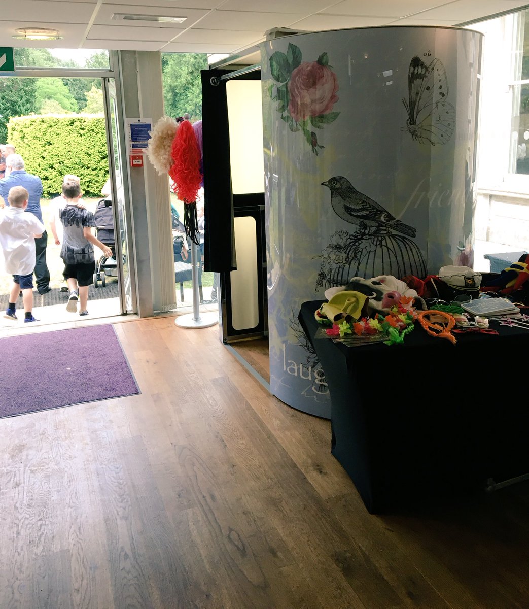Kookybooths's tweet photo. Tonight we're helping Mr and Mrs Webb celebrate their wedding @ReedHallUK in Exeter. #photobooth #photo #fun #love #marriage #happiness https://t.co/h6bFlNyxhs