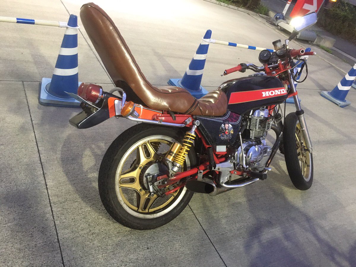 baiku_saitama's tweet photo. バブうります。

詳細わDMください！

売りのみです

#バブ
#CBR
#CBX
#バイク売ります
#売りのみ https://t.co/qB7H9GHRGV