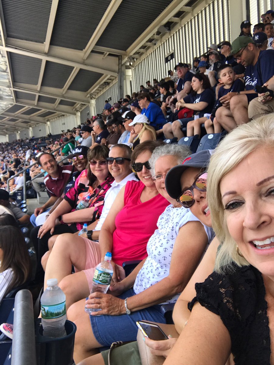 julynn102's tweet photo. #mobilizingnyy https://t.co/YjU32TQZno