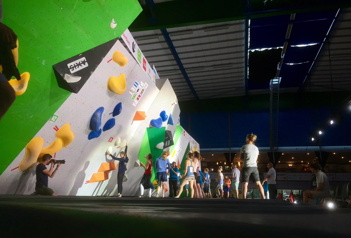 SikedClimbing's tweet photo. Het grote cryptogrammen met enorme grepen en slechte treetjes is begonnen! Volg de live stream https://t.co/CD2dqS76dj #getsiked https://t.co/OnMUh2BVgm