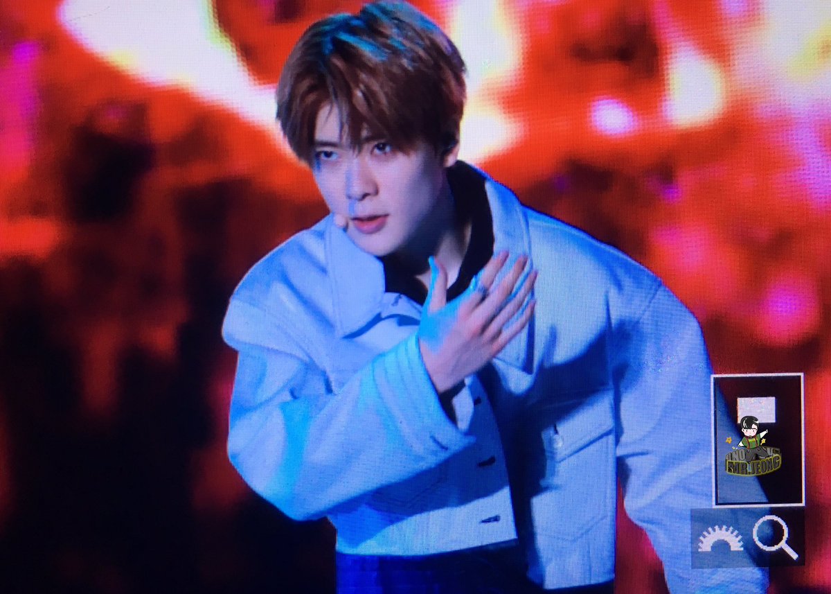 Mr_Jeong970214's tweet photo. 20170708SMT.🍒💣 #JAEHYUN #재현 https://t.co/EuSxIM1Q9a