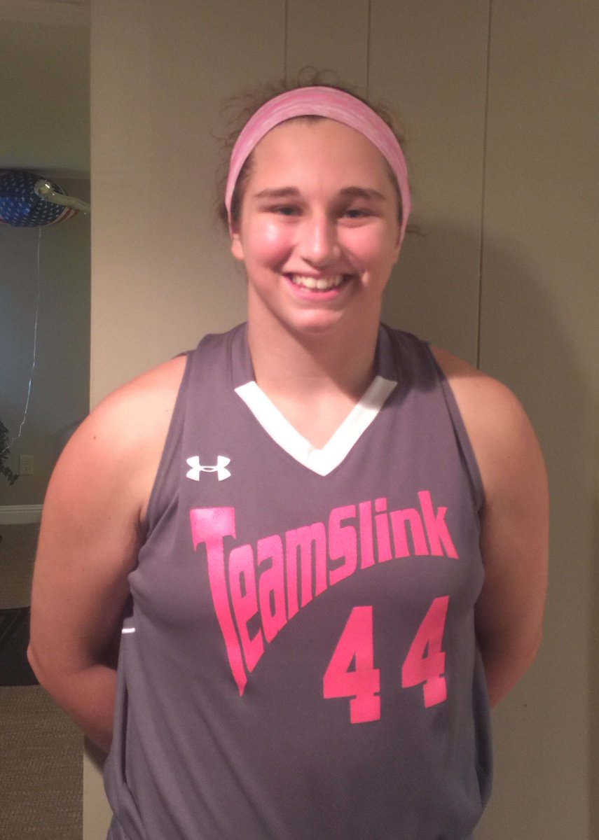 TeamSlink2020's tweet photo. Big s/o to @TeamSlink2020's Kenzie Himes. Big game against MD Lady Shooting Stars. Plays HARD every second. Bright future for her. NO FEAR https://t.co/Y4DYWvTvZe