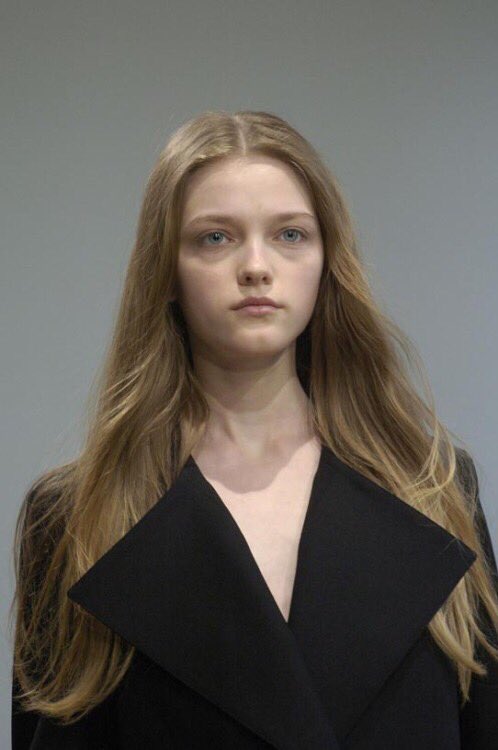 Happy birthday to my favorite raf muse miss vlada roslyakova 