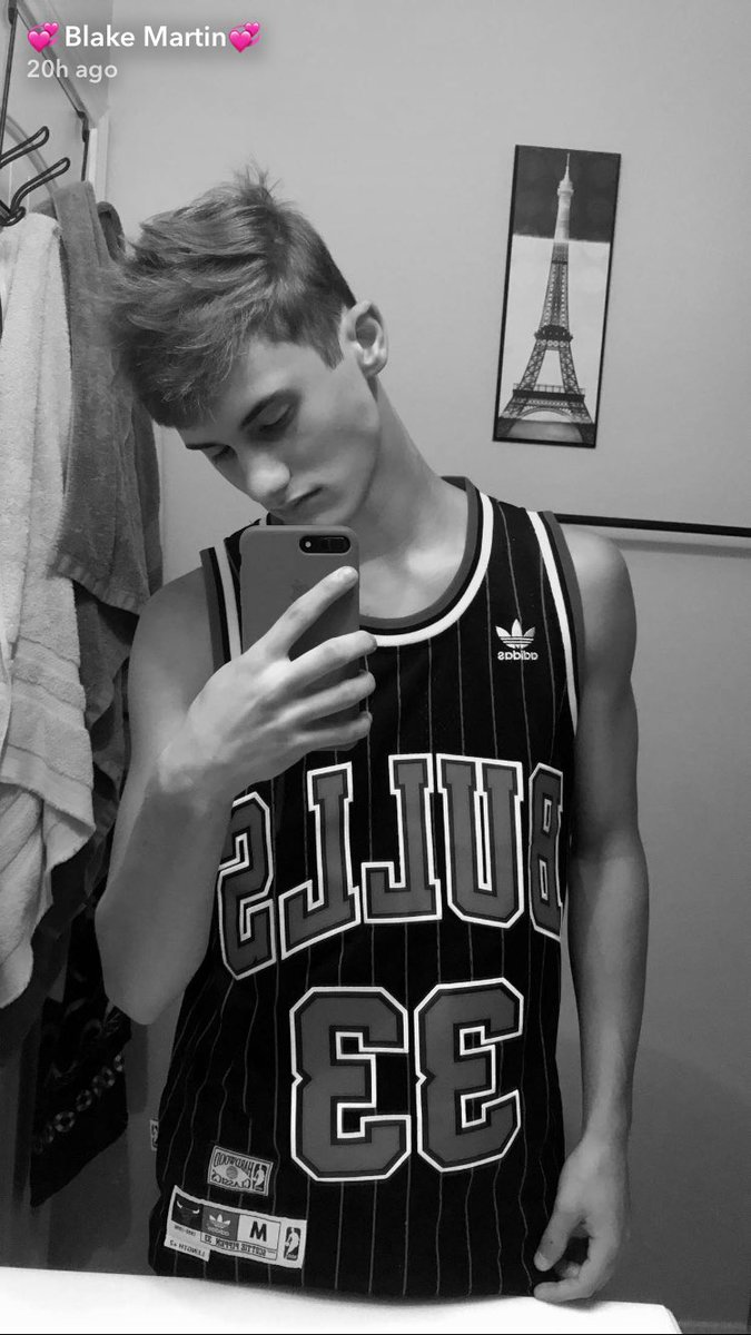 josie12345686's tweet photo. @iblakemartin #blakemartin 💞💞
~~Snapchat https://t.co/iSWUcyEGrJ