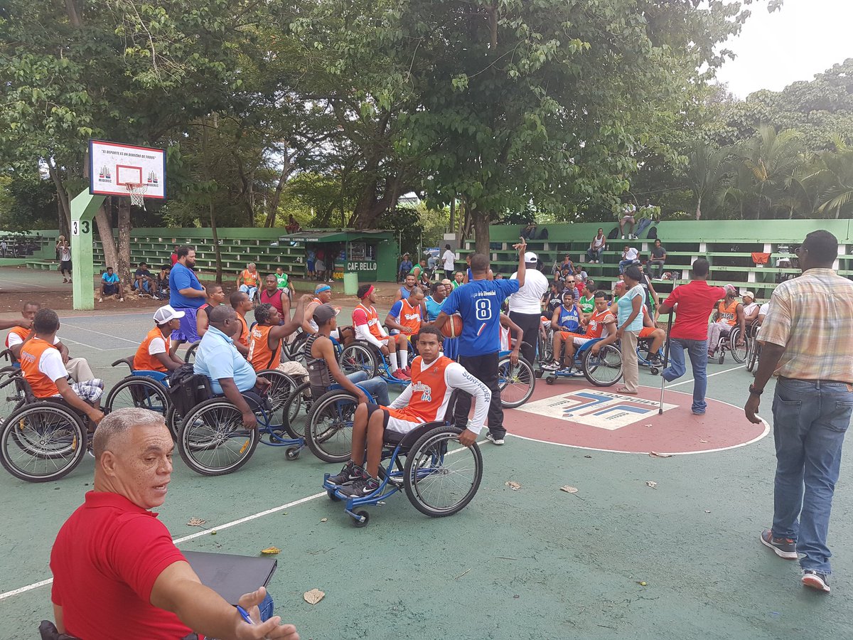 SoterioRamrez's tweet photo. Los Atletas de Baloncesto en Silla de Ruedas se preparan para Los Juegos Nacionales en La Provincia Hermanas Mirabal @MDeportesRD @dddiaz https://t.co/U5qVwCP6vL