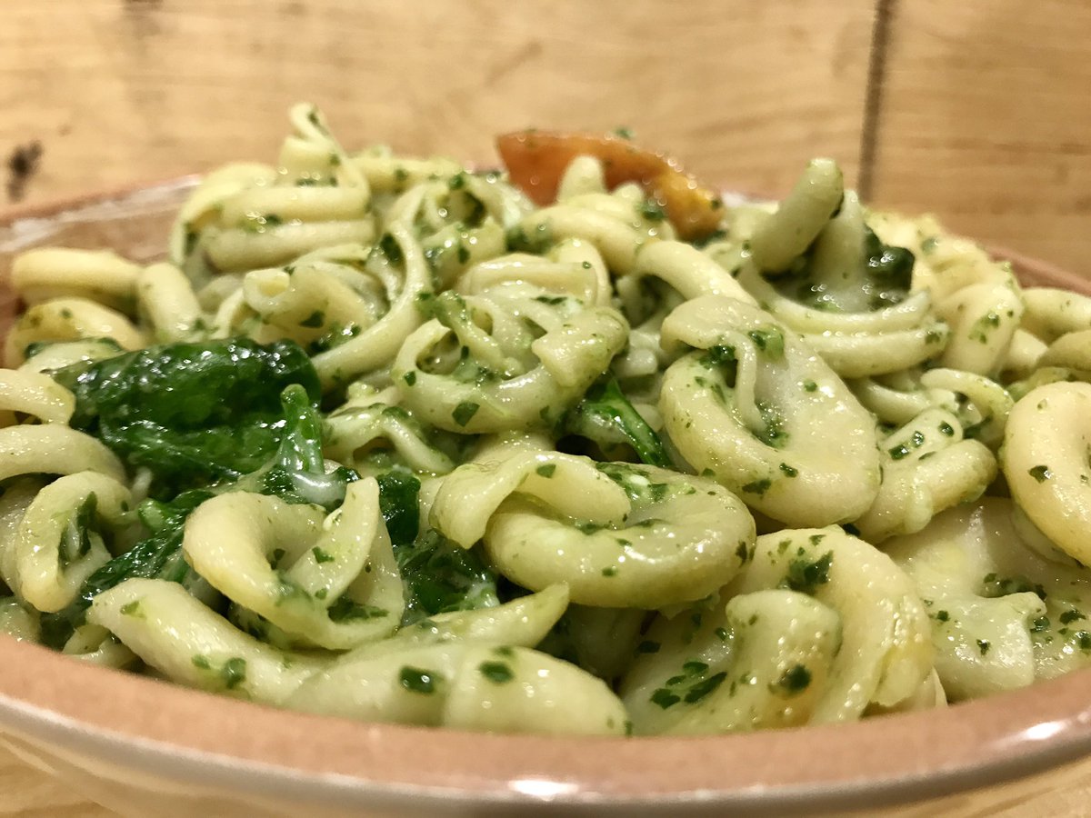 ThirstyBeaverri's tweet photo. It's almost LUNCH TIME! Enjoy our Green Machine Pasta Special in Smithfield! #SaturdaysareforTheBeav #ThirstyBeaver https://t.co/U4FyDfmquR