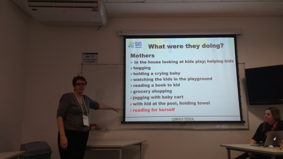 VoicesSIG's tweet photo. Débora Schisler on the embedded message about women in YL textbooks. Things are changing, but very slowly.
#btsig2017 #voicessig https://t.co/MvOlfrtUXs