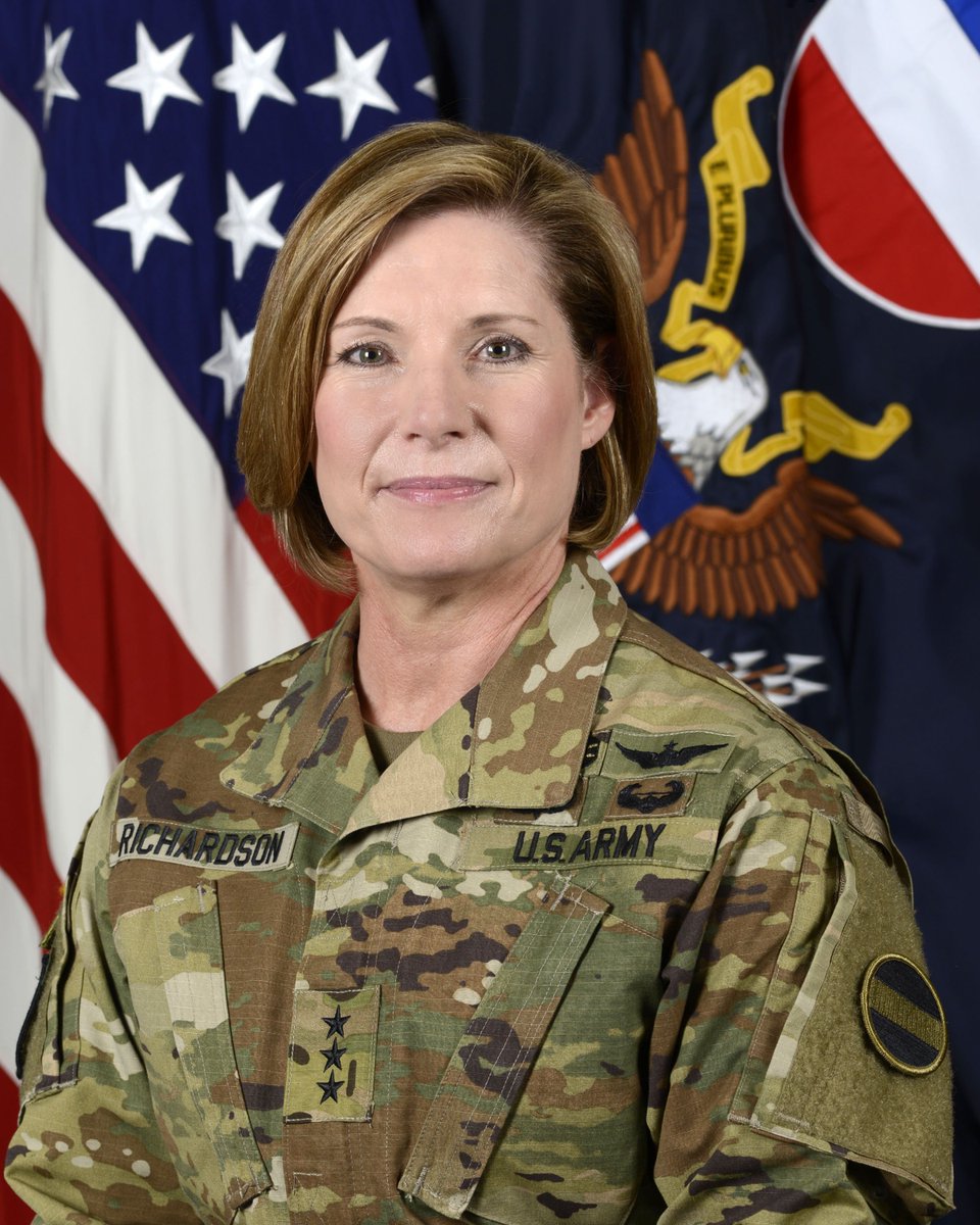 FORSCOM's tweet image. RT @fayobserver: @USArmy #ForcesCommand welcomes Lt. Gen. Richardson to @FtBraggNC as deputy commanding general | fayobserver.com/news/20170707/…
