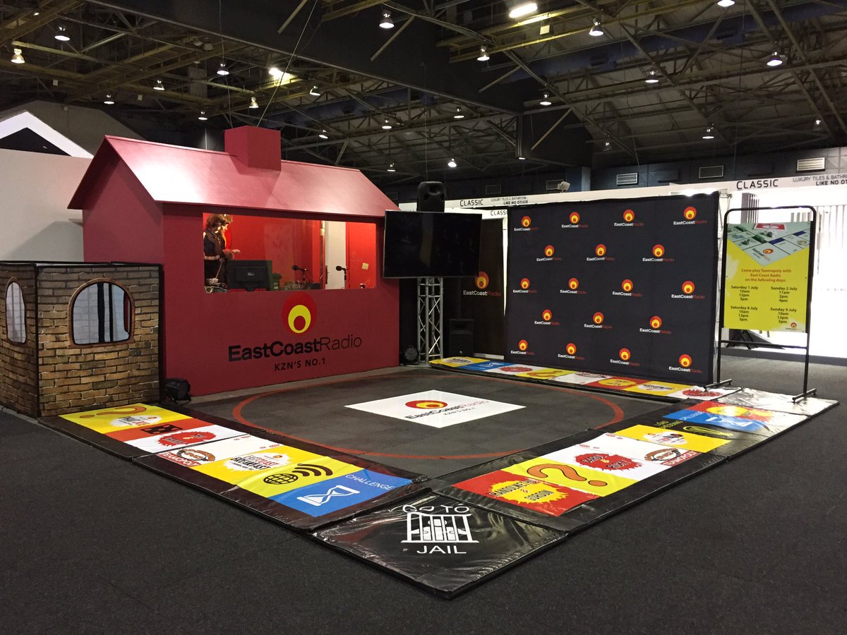 ecr9495's tweet photo. Come down tomorrow and pay #teamopoly at the @HouseGardenShow tomorrow! Can't wait to see you all there 😃 https://t.co/uYNiMKgjHM