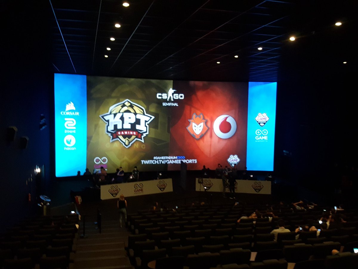 virtuaracing's tweet photo. De visita en la finales de @GAMEeSports_ES #GAMEStadium https://t.co/Zx3Q6Kl2q4