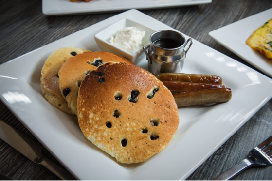 Proof_Tavern's tweet photo. Jump-start your weekend morning with a stack of our fluffy, buttery pancakes! We offer breakfast Fri-Sun starting at 8 a.m. #LakeLasVegas https://t.co/ySo47jupKI