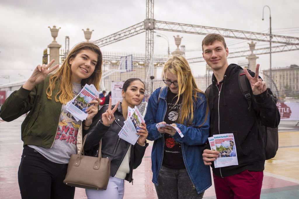 DEONXhAXcAMUHFr.jpg:large