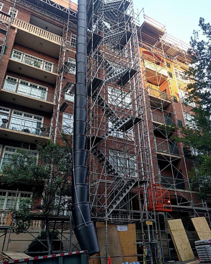 avjoephoto's tweet photo. FIRE ESCAPES
-
-
#photographylove #photodaily #photograpy #photosession #pictureperfect #picoftheday #picofthenigh… https://t.co/IRdmoYY6Jz https://t.co/qxFglhdh6F