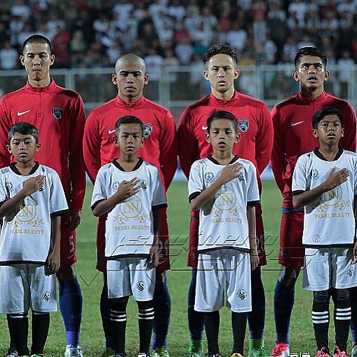 DarrenLok's tweet photo. It's been a tough six months out, but I'm delighted to have made my debut for JDT last night. Lots more hard work ahead! 🔵🔴 https://t.co/Qy1GG4zJZS