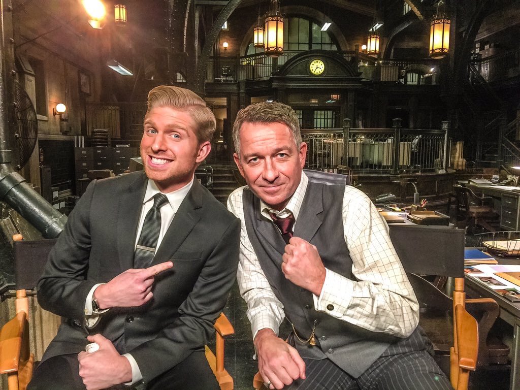 callsignclaire's tweet photo. @SeanPertweeFans whilst Gotham is on its break i think we should do a #dailysean photo great interview with @JakesTakes 👊 https://t.co/77rX56RYVB