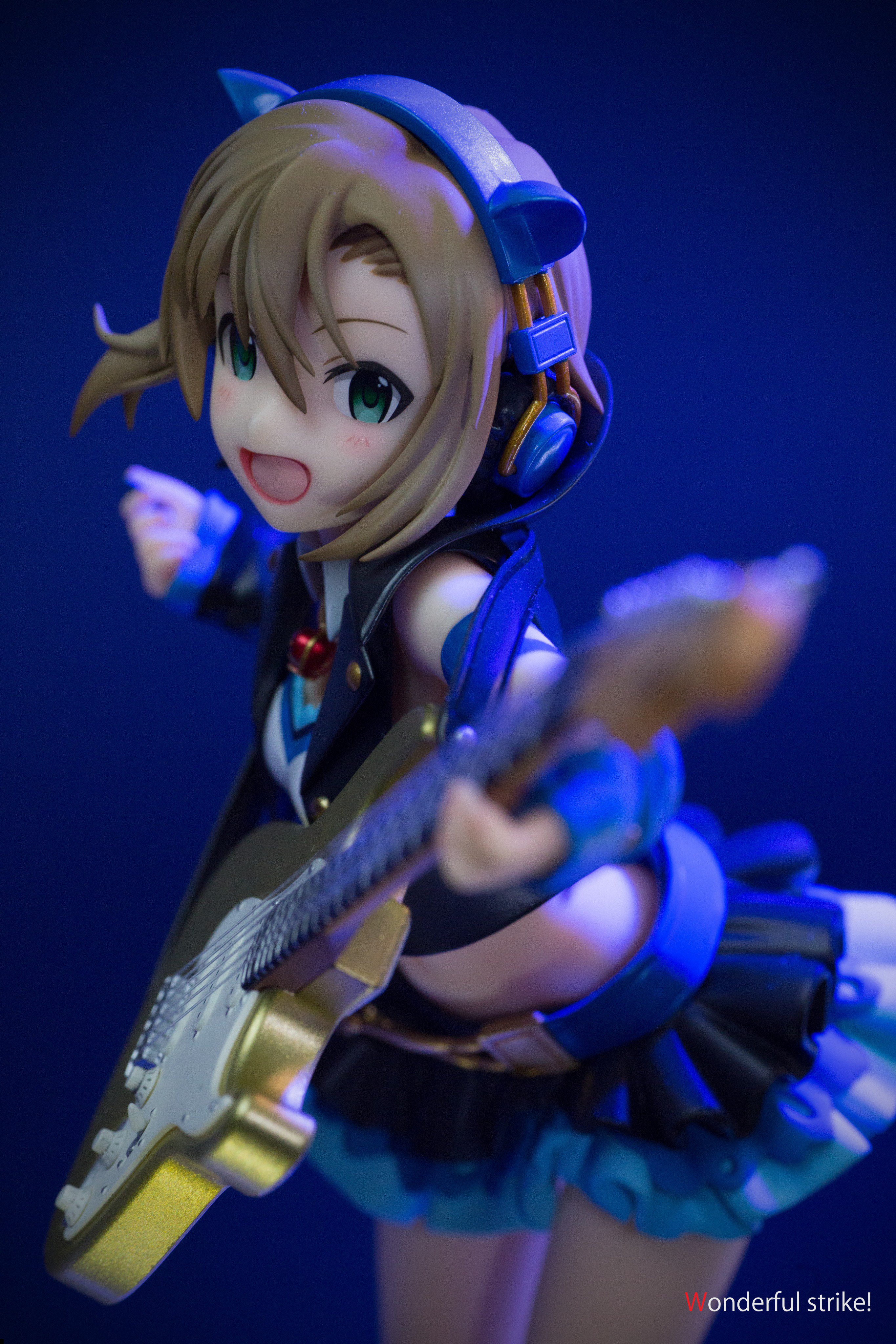 き く ら げ 初めてフィギュアのストロボ多灯撮影にチャレンジしてみた 実際にやって分かる事がたくさんあってよかった 今回のはiso高すぎたりライティングも失敗ぎみだけど これから研究して突き詰めていきたいな フィギュア撮影 多田李衣菜