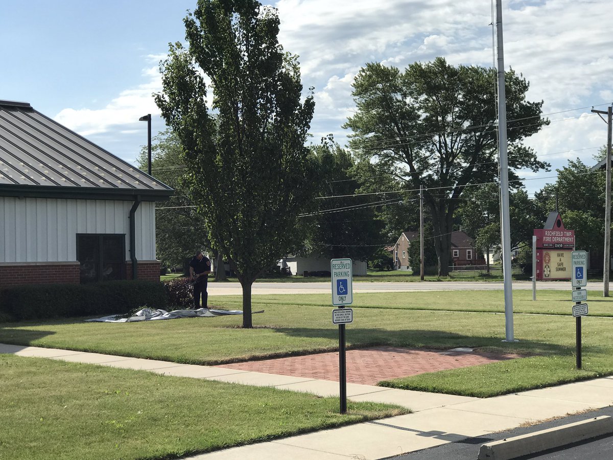 nlishewski's tweet image. Alittle yard work today #longoverdue #station58 #RTFD