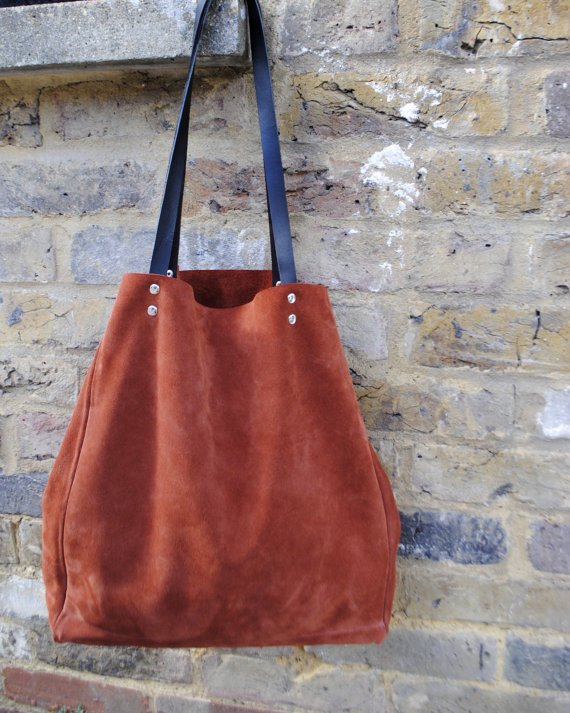 MisLondon_'s tweet photo. Casual #autumn suede #tote shopper bag - https://t.co/Nkw2WM0taG
#spdc #uksopro @mislondon_ https://t.co/mTWpAlAwaP