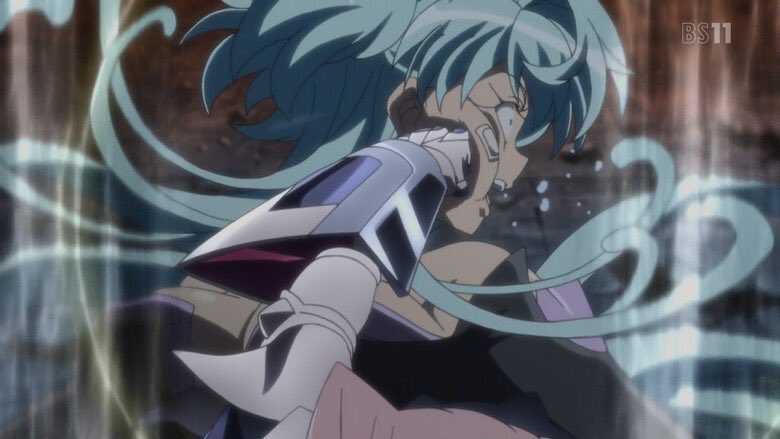 ねねは 寝々葉 今作の顔面パンチ 前作の顔面パンチ Symphogear T Co Jmmpa1e36s Twitter