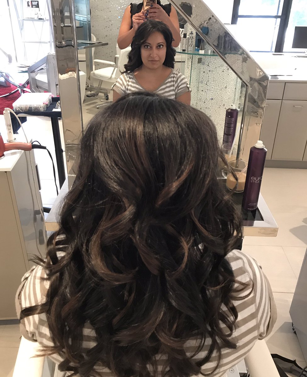 CherylBrownSug1's tweet photo. ...and after!
#calypsosalonvienna
#simpleweddingswag
#allfunnowork
#justanotherdayattheoffice https://t.co/E4lcvqneya