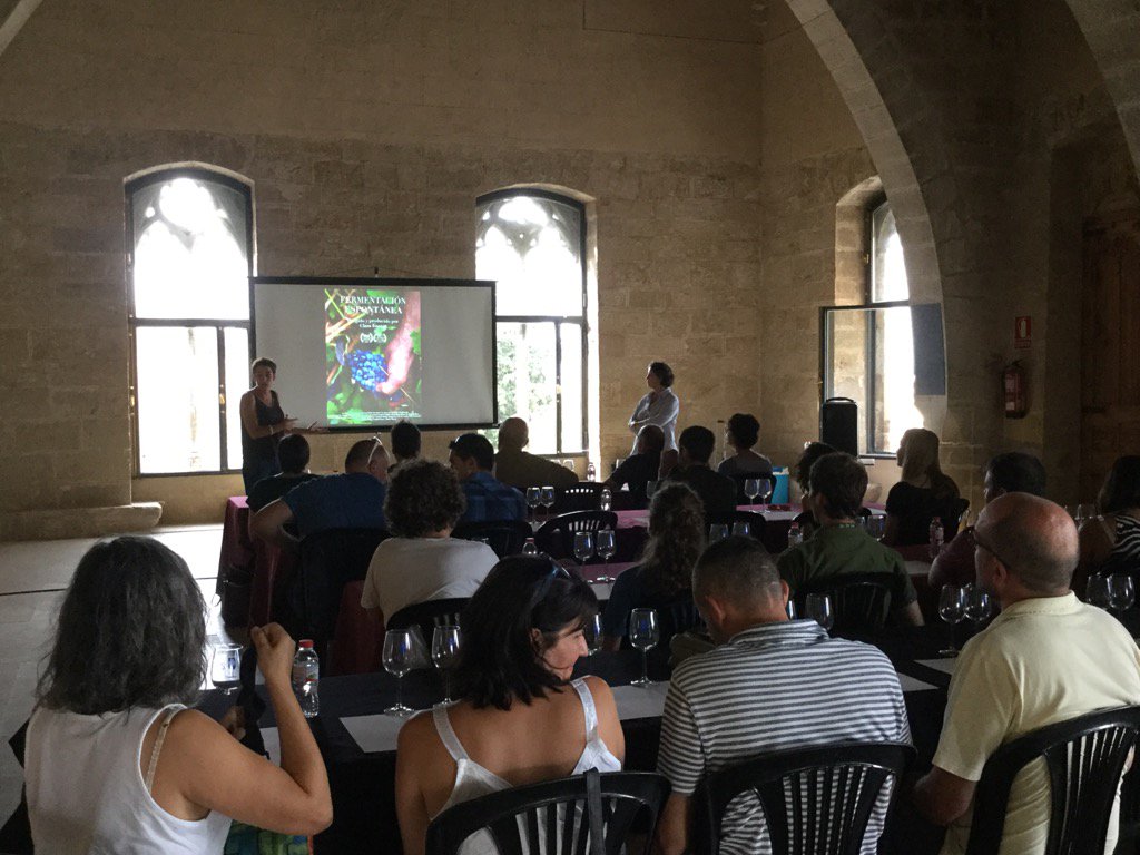 Ara al #castelldeverdú amb <a href="/CellerComalats/">Celler Comalats</a> <a href="/CARLANIACELLER/">CARLANIA CELLER</a> #CasaPardet <a href="/VinsdelRiuCorb/">Vins del Riu Corb</a> #FermentaciónEspontánea #vi