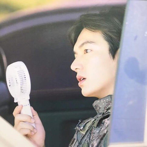 minozDee's tweet photo. DMZ, The Wild Photography Exhibition😍
at MBC Brand Store at Sang-am 
2017.07.08 #LeeMinHo #이민호 https://t.co/0Xu7psx5qM