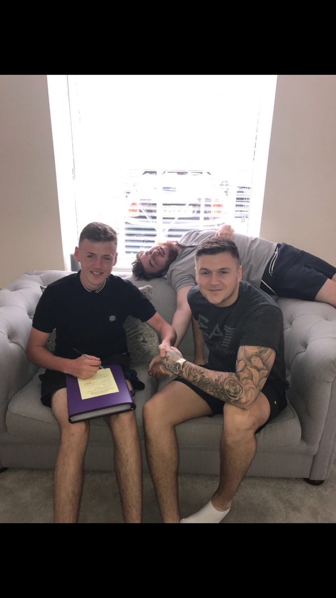 KingsSocial2018's tweet photo. Two signings in quick succession @kierandoherty94 mrs has told him he can't sign unless @danielwatts_ signs as well so here he is x https://t.co/BdCLQvMr8p