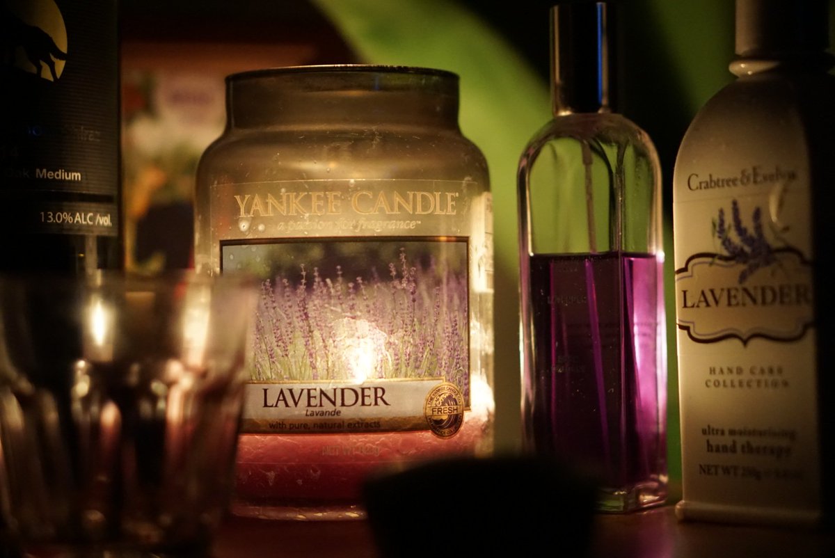 engkanoon's tweet photo. Be calm and gentle like LAVENDER. My bed... #lavender #roomscent #kennethturner #scentcandle #yankeecandle #handcream #crabtree https://t.co/nuugkD63lM