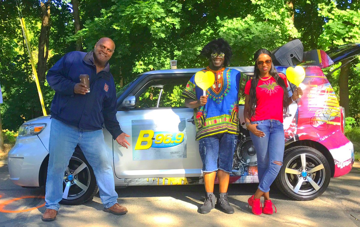 B969fm's tweet photo. Had a blast with the "Superhero" theme for the @ThreeRiversFest Parade!!! Don't miss the Heart & Soul Affair Thursday night with #B969!!! https://t.co/VIthpP1BHd