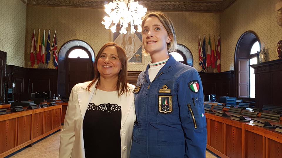 ValoreTricolore's tweet photo. Alcuni protagonisti della Conferenza stampa Frecce Tricolori di oggi al @ComunediRavenna.

#freccetricolori  #aereoclublugo #valoretricolore https://t.co/KZVqenfKR2